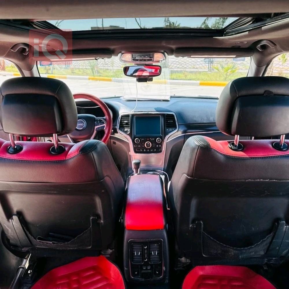 جيب جراند شيروكي